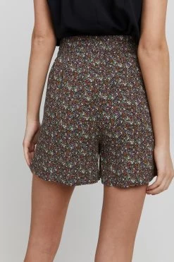 OXMO Shorts Loosefit Broek Eldird Dames Gemengde Kleuren 13 OXMO Shorts Loosefit Broek Eldird Dames Gemengde Kleuren -Oxmo Winkel 03fb14b85b5816be34816f0e056b7aa3