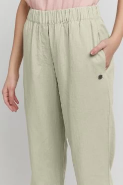 OXMO Pantalons Loosefit Broek Dames Pastelgroen -Oxmo Winkel 1190374ce69c36154b1876dad9b6358a