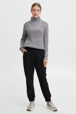 OXMO Pantalons Regular Broek Dovi Dames Zwart -Oxmo Winkel 1ebf7cbe876e8bb3e47804537ce2862b