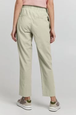 OXMO Pantalons Loosefit Broek Dames Pastelgroen -Oxmo Winkel 2b78dd29695deaeded85709e98b3e98f