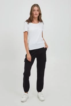 OXMO Cargobroeken Loosefit Cargobroek Henni Dames Zwart 10 OXMO Cargobroeken Loosefit Cargobroek Henni Dames Zwart -Oxmo Winkel 2d7b440d6f4e82b05041fb8993fde6d0