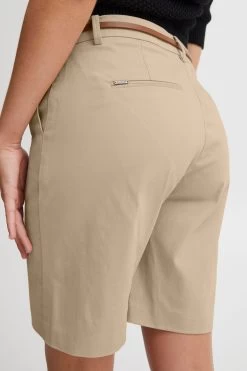 OXMO Shorts Regular Broek Oxdaney Dames Beige 13 OXMO Shorts Regular Broek Oxdaney Dames Beige -Oxmo Winkel 31d561af038468b8e76ec3fcfb88e39f