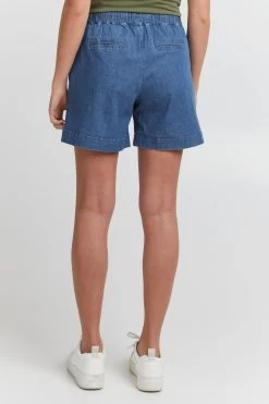 OXMO Denim Shorts Regular Jeans Lillith Dames Blauw -Oxmo Winkel 3258a563274348d131ffbe5016c1d3b6
