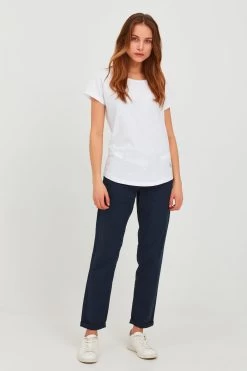 OXMO Chinos Slimfit Chino Chakira Dames Navy -Oxmo Winkel 329244112ee048cee033af99bb239b13