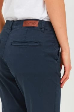 OXMO Chinos Loosefit Chino CHILLI Dames Blauw -Oxmo Winkel 3466f9a773aaf4933e0c0e032ad4a82f