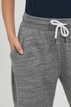 OXMO Sweatpants Loosefit Broek Heldana Dames Grijs Gemêleerd -Oxmo Winkel 34cab3180840793024d5f606e041c78e