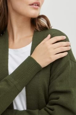 OXMO Vesten Gebreid Vest Dames Donkergroen -Oxmo Winkel 493adec53b4c176b9dd4ce840e8649c3