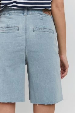 OXMO Shorts Regular Broek Freya Dames Blauw -Oxmo Winkel 4cfe502de06f4a6c2e99379b53be2a96