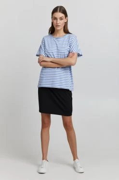 OXMO T-shirts Shirt Steffi Dames Blauw -Oxmo Winkel 4d88b037f7cfb60043f4c73e7b32731c