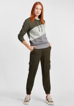 OXMO Truien Trui Agda Dames Grijs / Olijfgroen 10 OXMO Truien Trui Agda Dames Grijs / Olijfgroen -Oxmo Winkel 4f40776a7f30d9e8898b95ec105966c8