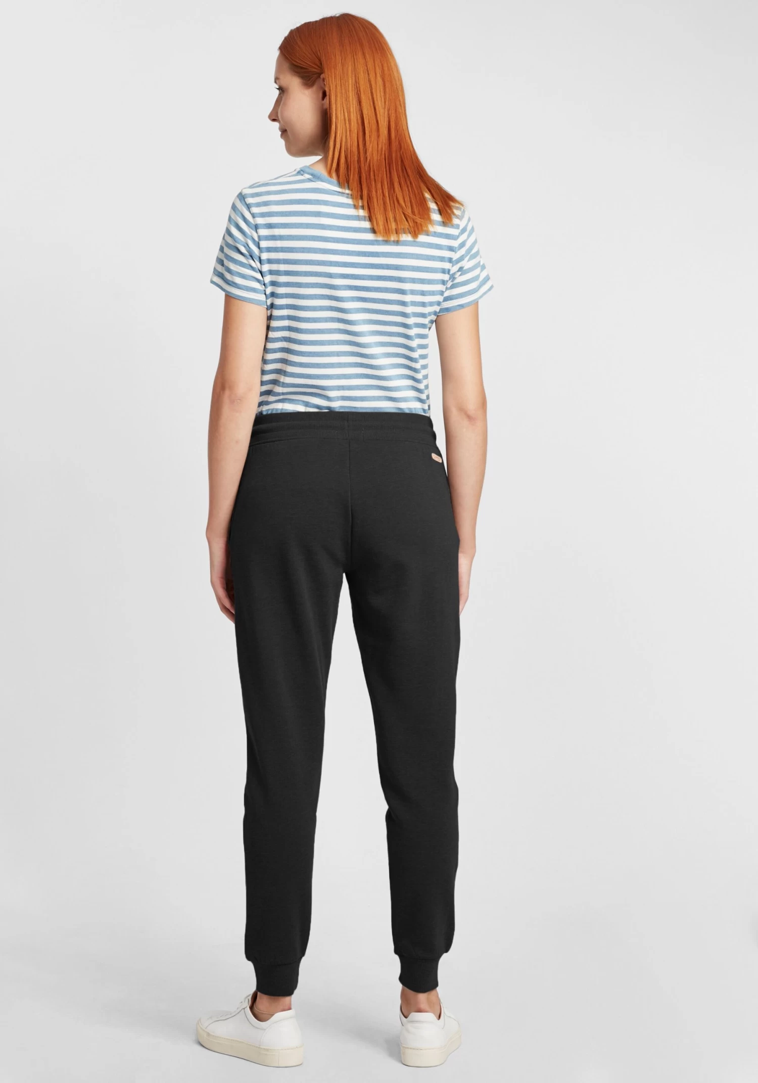 OXMO Sweatpants Loosefit Broek POLAH Dames Zwart 5 OXMO Sweatpants Loosefit Broek POLAH Dames Zwart - Afbeelding 3