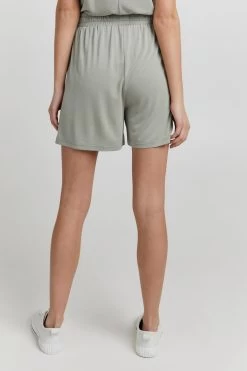 OXMO Shorts Loosefit Broek BJÖRK Dames Groen -Oxmo Winkel 59d3a0a46b881ce5f009f657c605e177