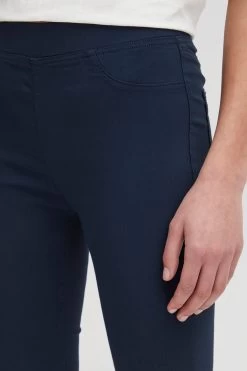 OXMO Shorts Skinny Broek Ditrine Dames Blauw -Oxmo Winkel 5ba149472fc7010c560f63d66fffad92