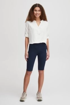 OXMO Shorts Skinny Broek Ditrine Dames Blauw -Oxmo Winkel 642562504cc69fd12237ecb85714e2cd