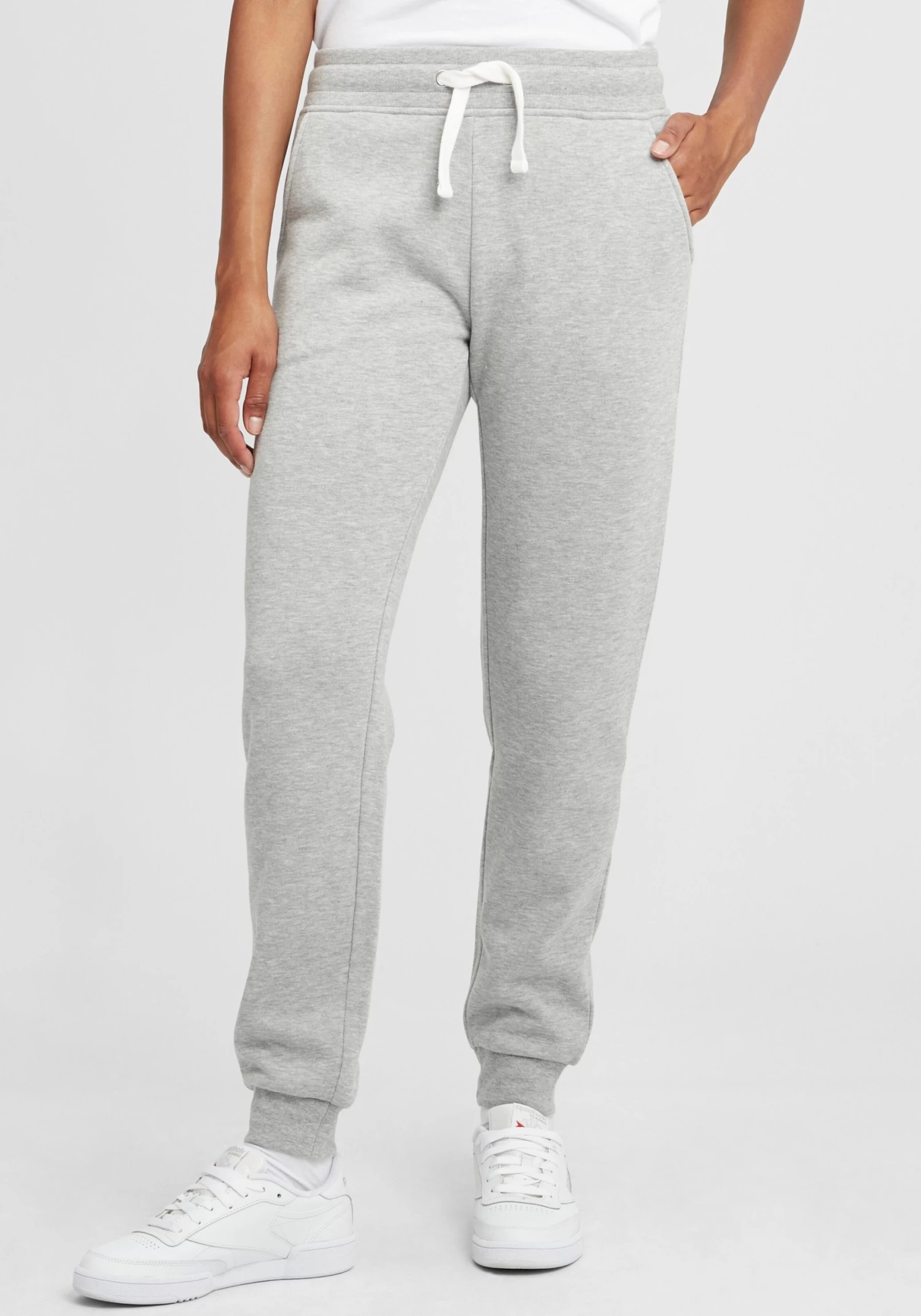 OXMO Sweatpants Loosefit Broek Olivia Dames Grijs 4 OXMO Sweatpants Loosefit Broek Olivia Dames Grijs - Afbeelding 2