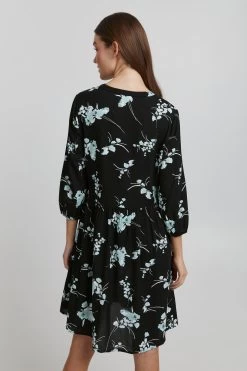 OXMO Blousejurken Blousejurk Elva Dames Zwart -Oxmo Winkel 69b7d41dc1c4d6cfc1ab7e737e3ba865