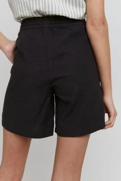 OXMO Shorts Loosefit Broek Algea Dames Zwart 13 OXMO Shorts Loosefit Broek Algea Dames Zwart -Oxmo Winkel 6da07de6776adb762fe88a9b7070ed80