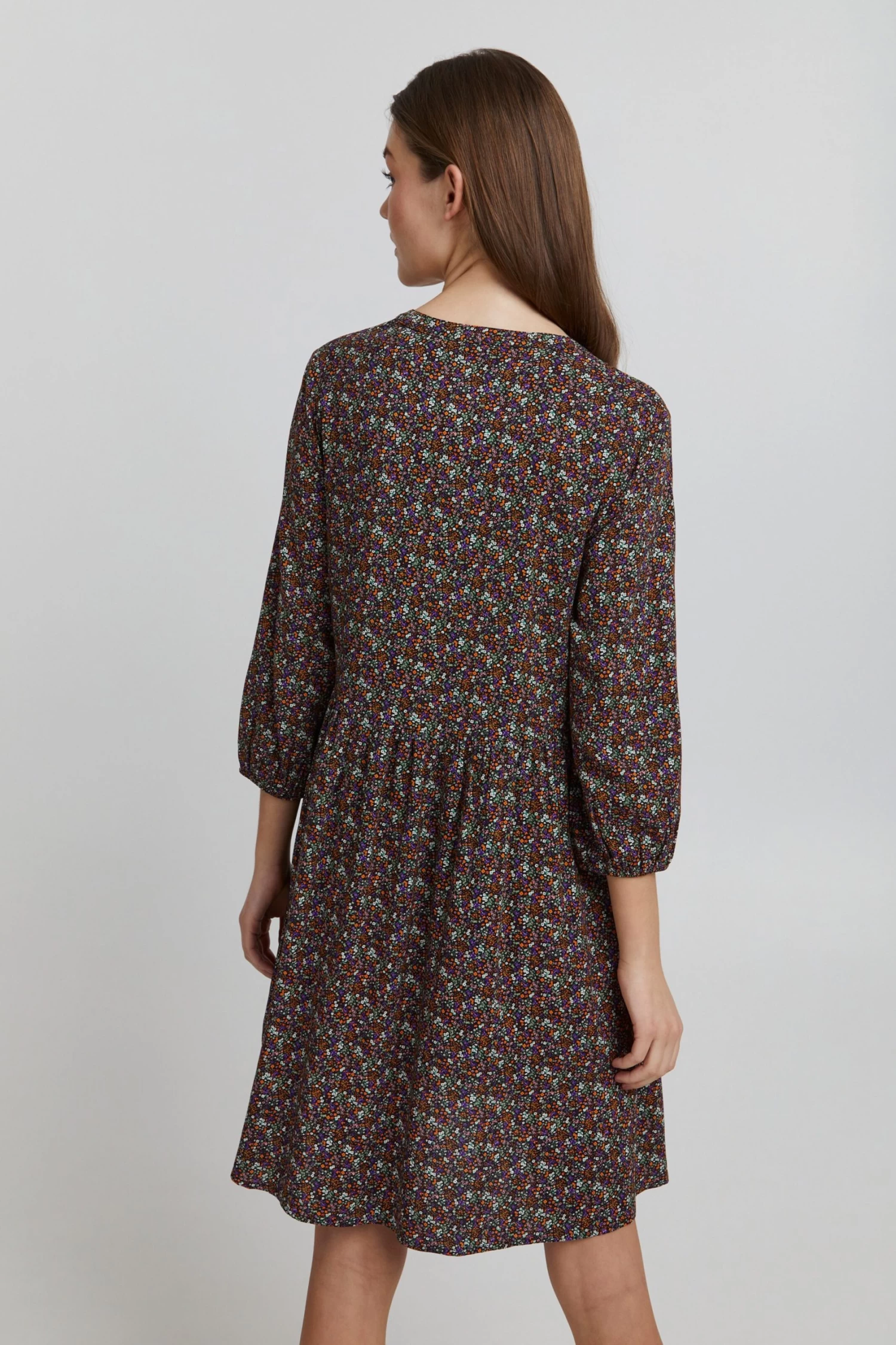 OXMO Blousejurken Blousejurk Elva Dames Bruin 5 OXMO Blousejurken Blousejurk Elva Dames Bruin - Afbeelding 3