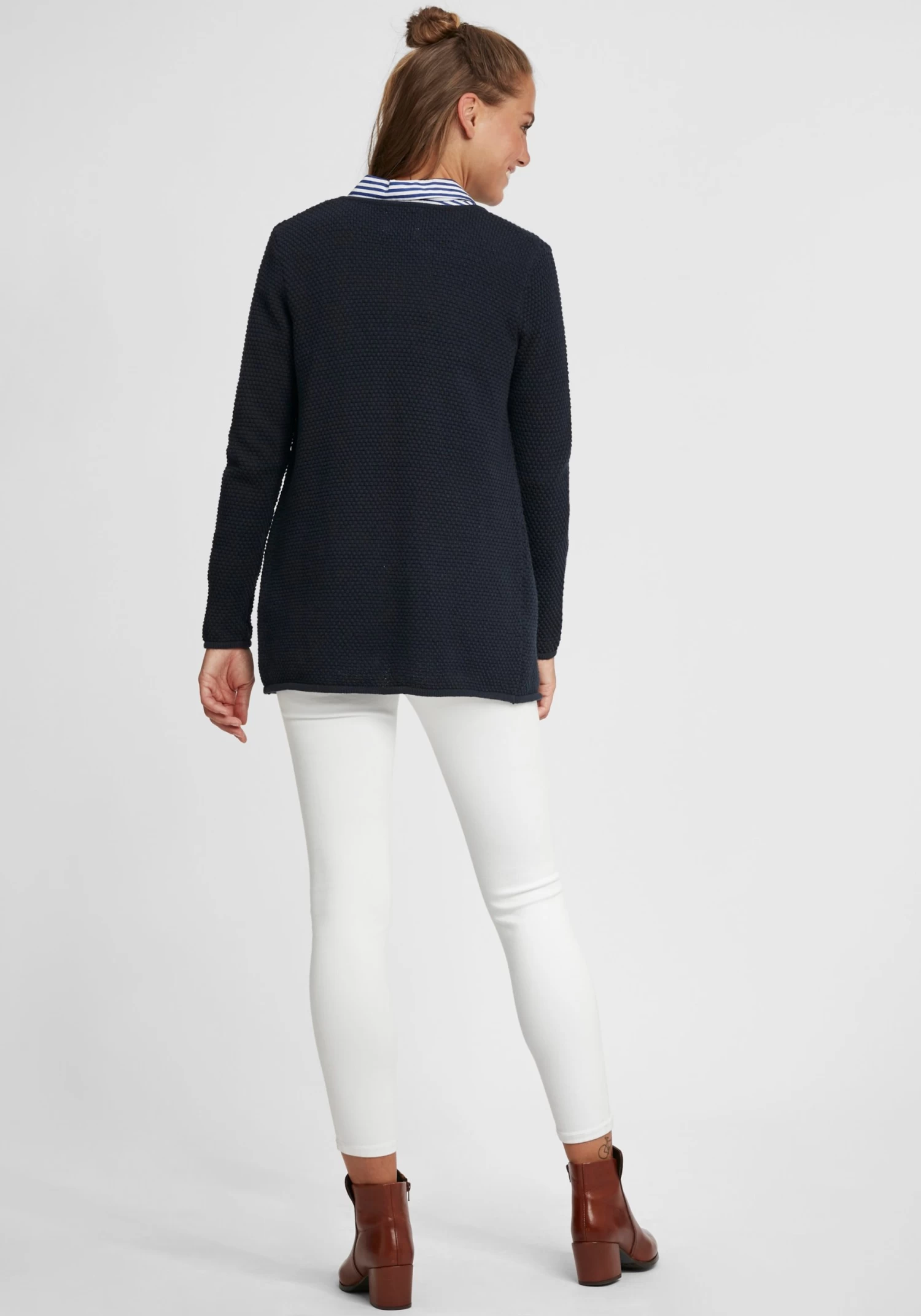 OXMO Vesten Gebreid Vest Hilda Dames Zwart 6 OXMO Vesten Gebreid Vest Hilda Dames Zwart - Afbeelding 4