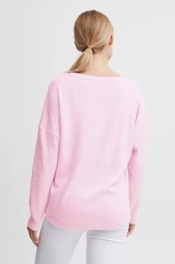 OXMO Truien Trui Oxsanne Dames Rood -Oxmo Winkel 81decd7548872ab6dfa9ad4f9a6c4ec8