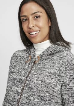 OXMO Vesten Gebreid Vest Philadelphia Dames Blauw 12 OXMO Vesten Gebreid Vest Philadelphia Dames Blauw -Oxmo Winkel 858220e12a9c3d10556d51f22bef0eb0