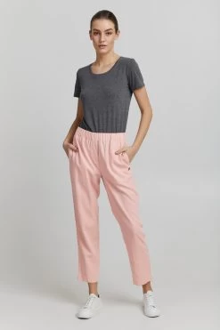 OXMO Pantalons Loosefit Broek Dames Rosa -Oxmo Winkel 858d709f42810f2a3209d88bd9811b2c