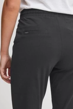 OXMO Pantalons Tapered Broek Dames Zwart -Oxmo Winkel 869ebce158daa81432027a90e271007d