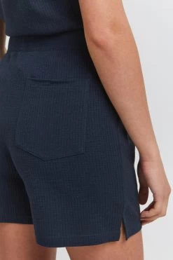 OXMO Shorts Regular Broek Wim Dames Donkerblauw -Oxmo Winkel 86c580d6c90360f9efea2de041ae5ede