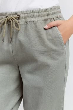 OXMO Sweatpants Loosefit Functionele Broek Dames Groen -Oxmo Winkel 88d43fd0981230167138abf03139667c