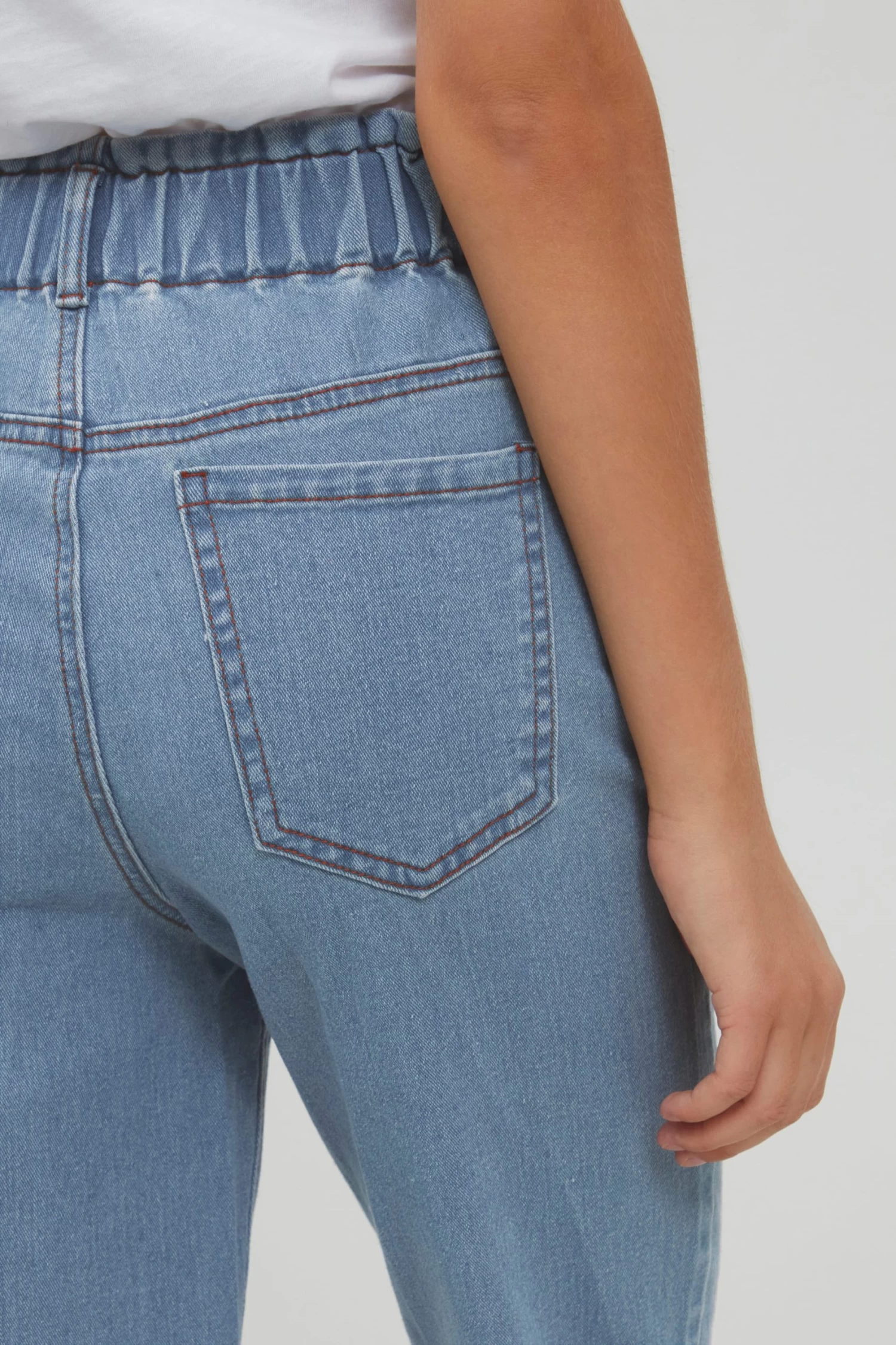 OXMO Mom Jeans Tapered Jeans Ann Dames Blauw 8 OXMO Mom Jeans Tapered Jeans Ann Dames Blauw - Afbeelding 6