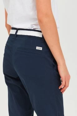 OXMO Chinos Slimfit Chino Chakira Dames Navy -Oxmo Winkel 9076276c2aaed649ac7c369886074962