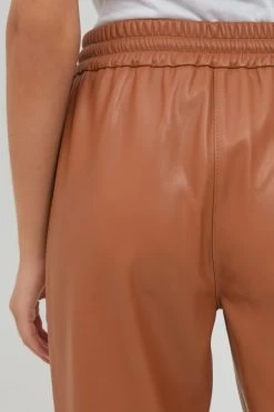 OXMO Pantalons Regular Broek PAULIA Dames Bruin 13 OXMO Pantalons Regular Broek PAULIA Dames Bruin -Oxmo Winkel 90e81d11affe357399180a671876d040