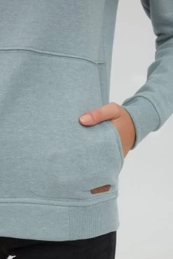 OXMO Fijngebreide Truien Trui VIMPA Dames Blauw -Oxmo Winkel 92fdd28612ac34595584b085caf64a4d