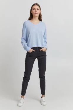 OXMO Straight Regular Jeans Peetje Dames Zwart -Oxmo Winkel 96c881fcd26ba1de89ff831421f06564
