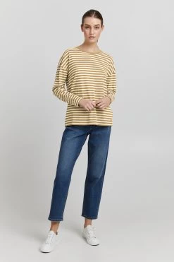 OXMO Longsleeves Shirt Stefka Dames Bruin -Oxmo Winkel 9ceccacdc0c4b6255e0f38352ba837d0