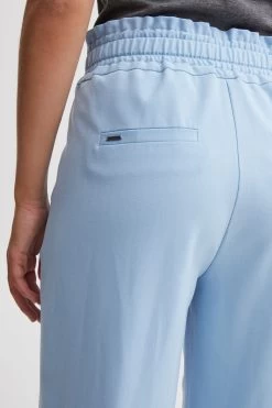 OXMO Pantalons Regular Broek Oxdania Dames Lichtblauw -Oxmo Winkel a2edd051c70cc003057c90572f9bb1a2