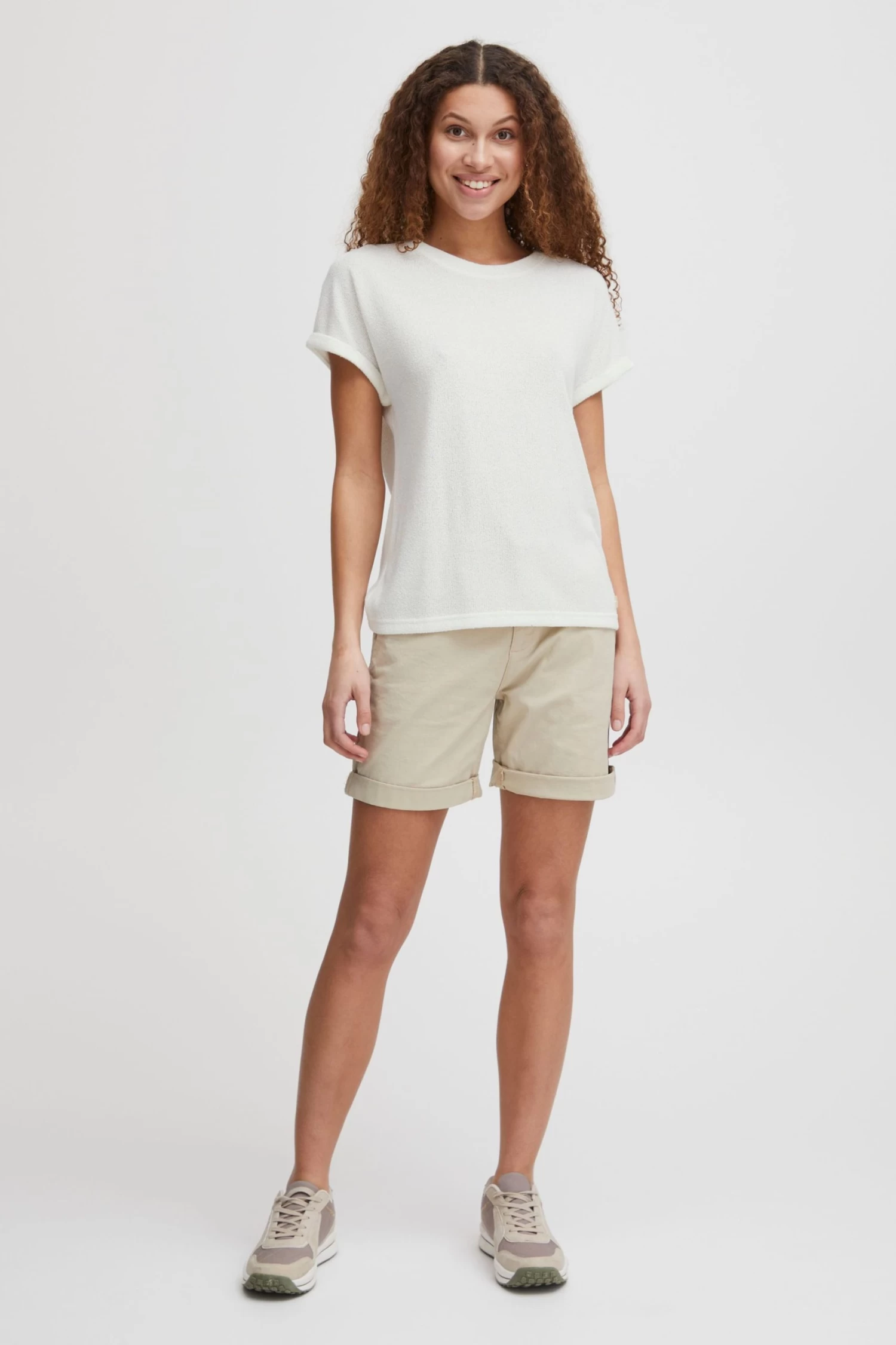 OXMO T-shirts Shirt Katie Dames Beige 6 OXMO T-shirts Shirt Katie Dames Beige - Afbeelding 4