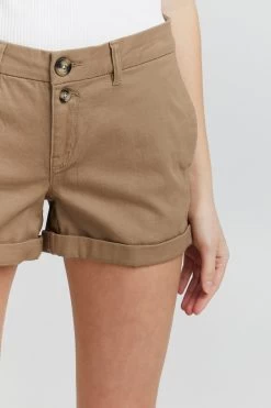 OXMO Shorts Regular Broek Piera Dames Beige 12 OXMO Shorts Regular Broek Piera Dames Beige -Oxmo Winkel a4387b71fab03638661e42e82d2394e7