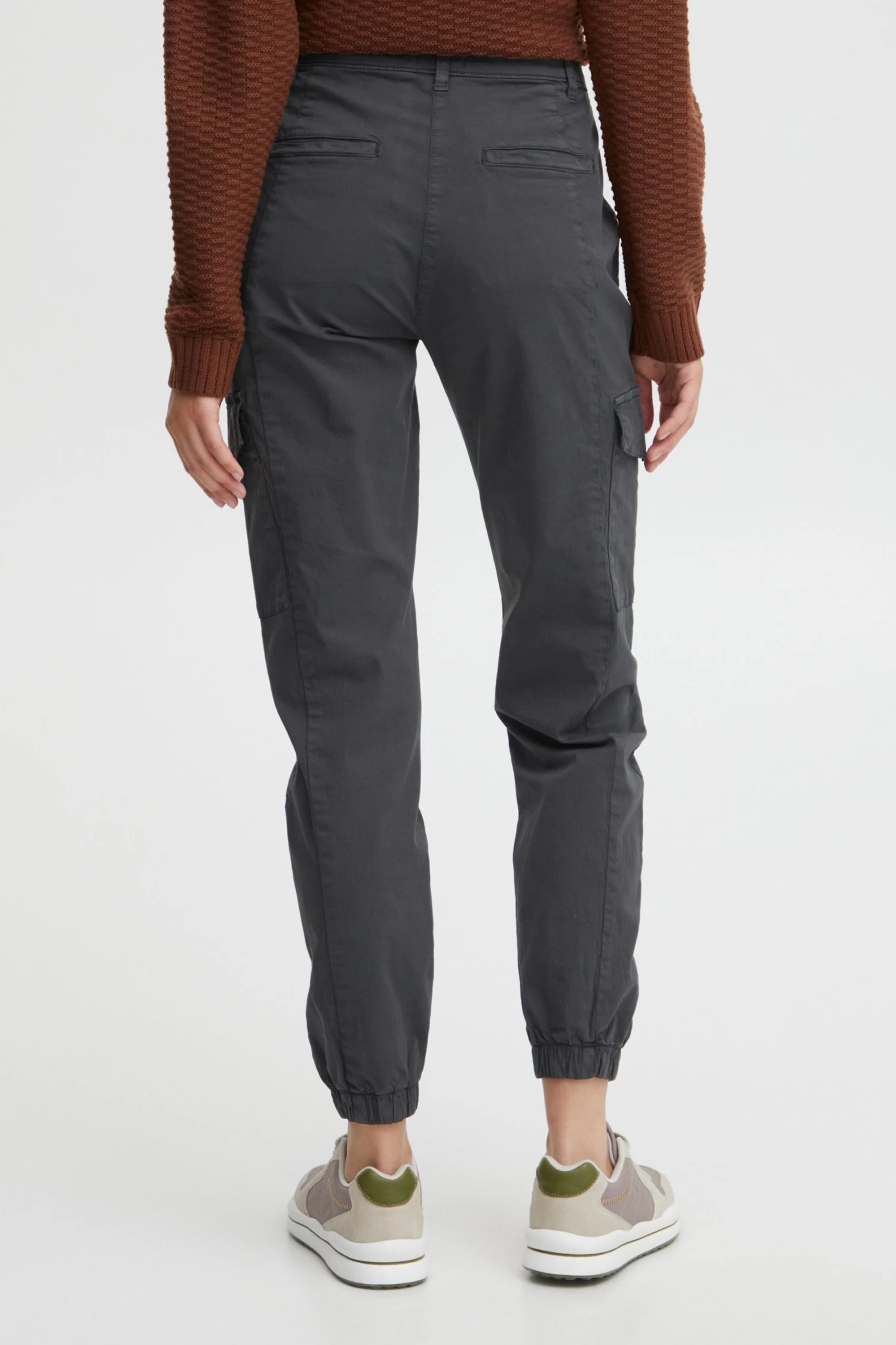 OXMO Cargobroeken Tapered Cargobroek Dames Grijs 6 OXMO Cargobroeken Tapered Cargobroek Dames Grijs - Afbeelding 4