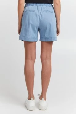 OXMO Denim Shorts Regular Jeans Dames Blauw -Oxmo Winkel a8510f3cf5f8c80abec6f4eb111183c1