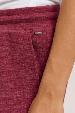 OXMO Sweatpants Loosefit Broek BENITA Dames Wijnrood -Oxmo Winkel abdfcedfa81c1fe6d2cd00e49959bc2d