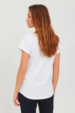 OXMO T-shirts Shirt Lydi Dames Wit -Oxmo Winkel ad8971cc6019017b83d9be52ad0d71fa