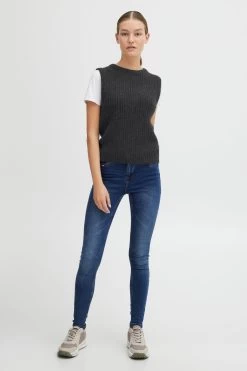 OXMO Truien Zonder Mouwen Trui Salis Dames Zwart -Oxmo Winkel adc7ff00481e0cd262b4f4ad214fef81