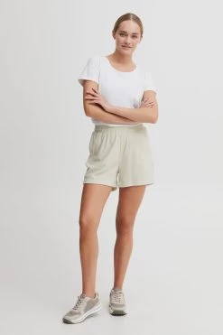 OXMO Shorts Regular Broek Dames Beige -Oxmo Winkel bc110239926764b22a814ad85d819435