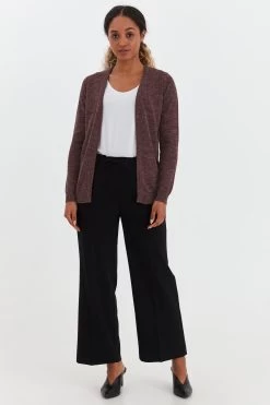 OXMO Vesten Gebreid Vest NENA Dames Wijnrood -Oxmo Winkel bd5cf6e785e168506da41f5e95ff849b