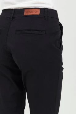 OXMO Chinos Loosefit Chino CHILLI Dames Zwart -Oxmo Winkel bdcfe69c274153b6d4aa1fcb7da09d53