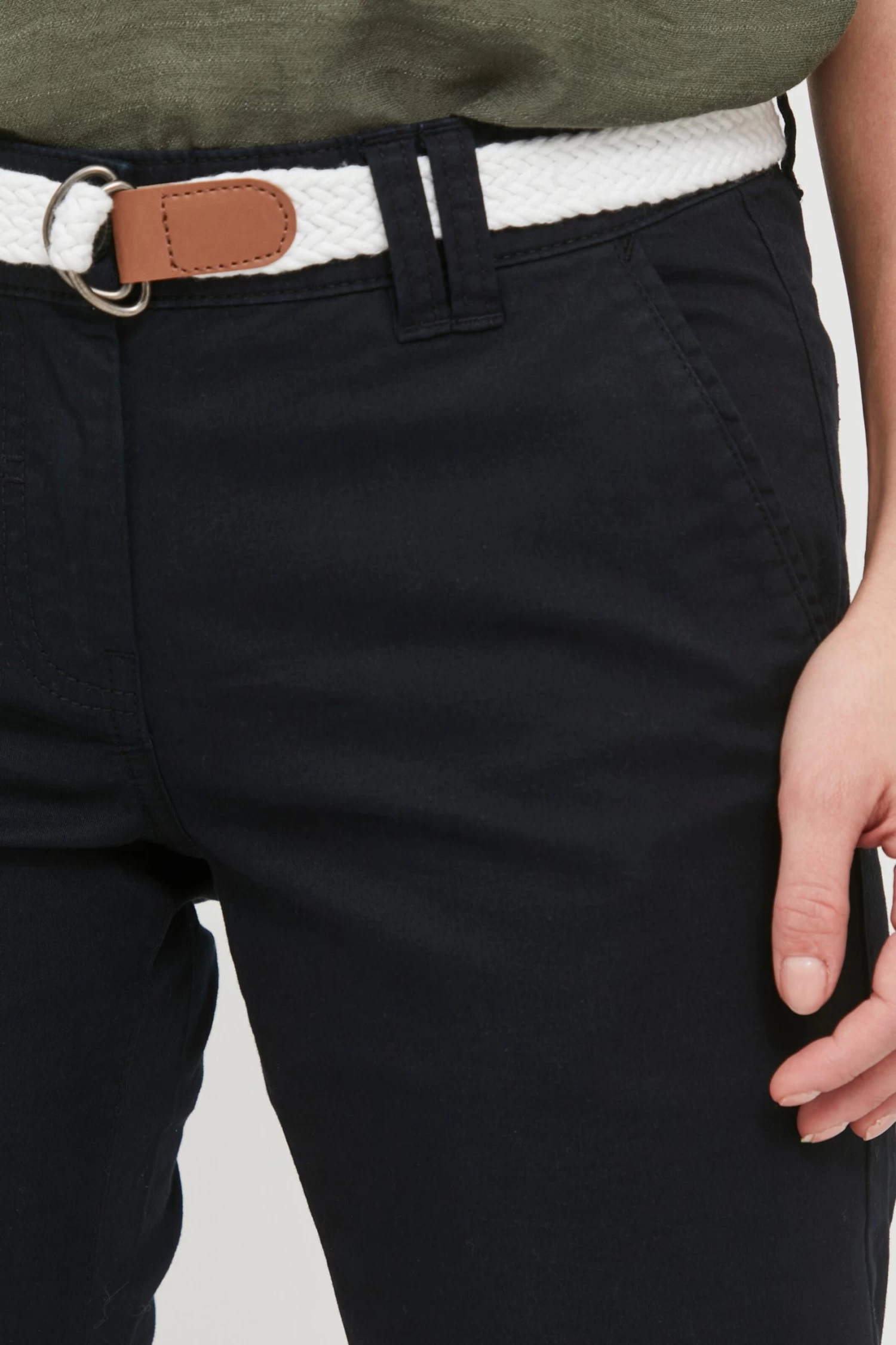 OXMO Chinos Slimfit Chino Chakira Dames Zwart 7 OXMO Chinos Slimfit Chino Chakira Dames Zwart - Afbeelding 5
