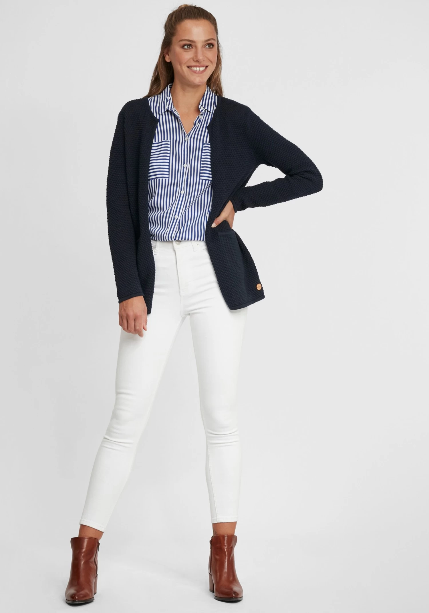 OXMO Vesten Gebreid Vest Hilda Dames Zwart 5 OXMO Vesten Gebreid Vest Hilda Dames Zwart - Afbeelding 3