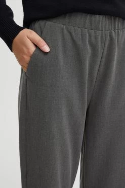 OXMO Pantalons Regular Broek Dovi Dames Donkergrijs -Oxmo Winkel cc430047b3523e3abd4fd388fe155c68