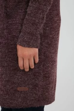 OXMO Vesten Gebreid Vest Neli Dames Wijnrood -Oxmo Winkel ce90a5a02098f5a86795fbc7de5e0fd9